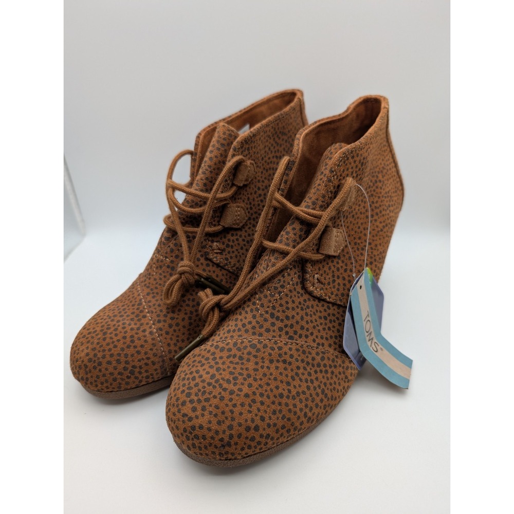 Toms Wedge Booties‎ Women's 8W Brown Animal Print Suede Lace Up Ankle Boots